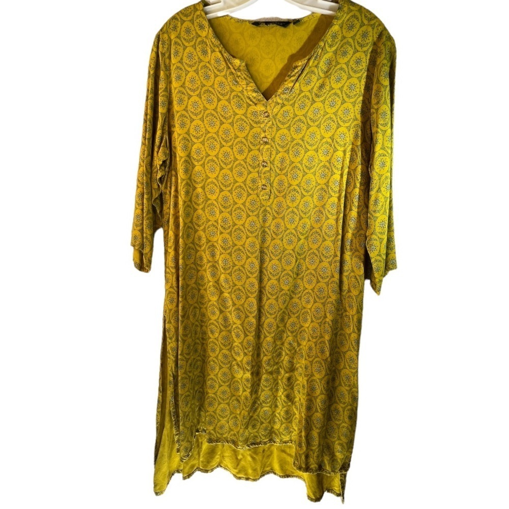 Avaasa Dress